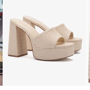 Larroude Dolly Mule in Natural Raffia